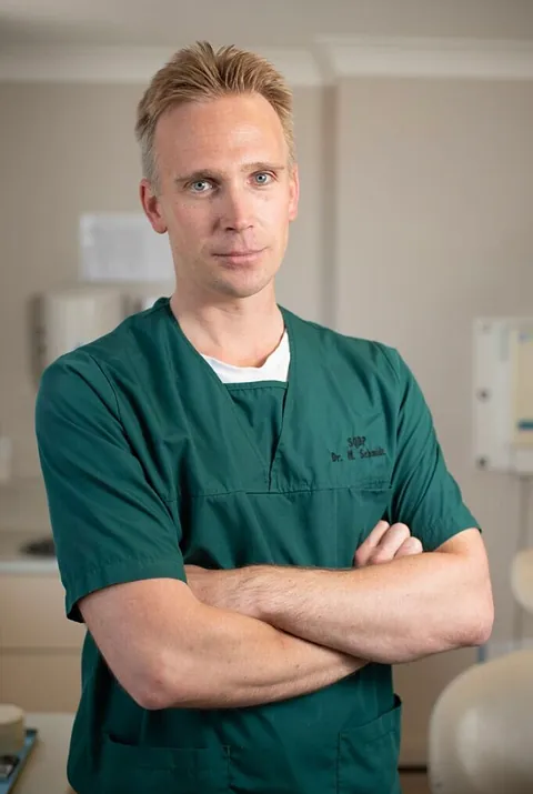 Dr. Matthias Schmidt - Surrey Quays Dental Practice 